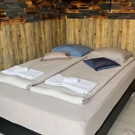 Вилла Hunters Little House Gardur Экстерьер фото