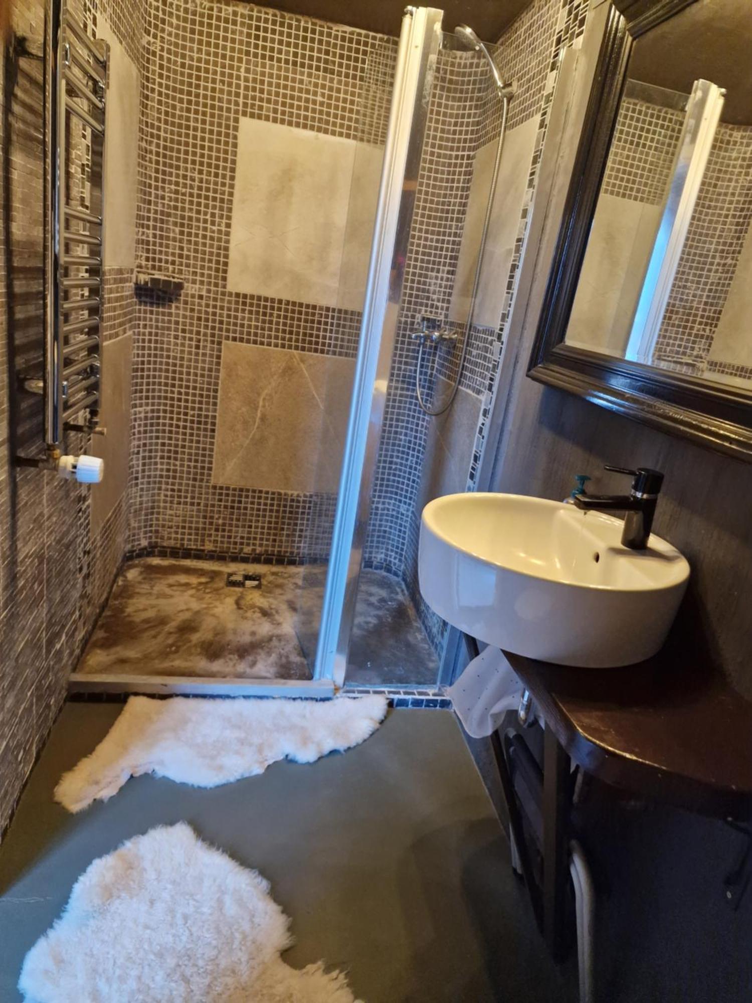 Вилла Hunters Little House Gardur Номер фото